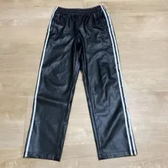 完売品！アディダス フェイクレザー ファイヤーバード トラック パンツ Lサイズ