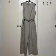 URBAN RESERCH ベルト付きオールインワン　ベージュのサムネイル