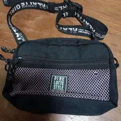 Item thumbnail for item cfe6ff68-96d9-413b-bdab-f937db8ee844