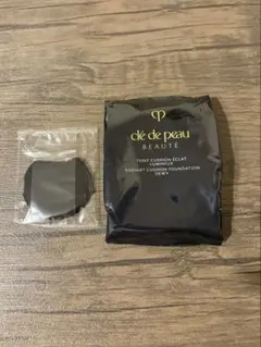 クレドポー ポーテ　タンクッションエクラ ルミヌ　オークルOC10