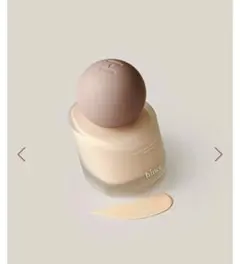 hince リキッドファンデーション ポーセリンのサムネイル