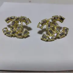 CCロゴ 金色ヴィンテージピアス　パール希少価値商品唯一シャネル限定版