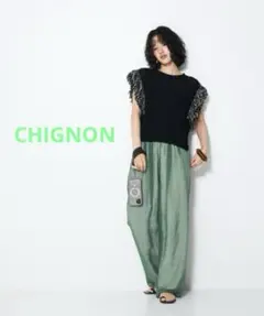 CHIGNON （シニヨン） サイドラインシアーパンツ　美品