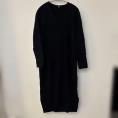 UNIQLO ダークブルー Vネックニットワンピース L