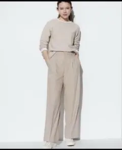 UNIQLOワイドタックパンツ S