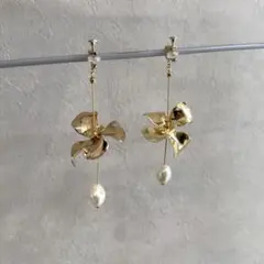 ゴールド パール フラワー ブライダルイヤリング