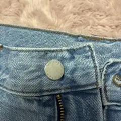 GU ハイライズストレートジーンズ(丈標準70.0～74.0cm)