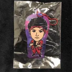 岩田剛典クリアチャーム　背景あり　三代目　UMP 赤衣装　レア　居酒屋　ガチャ