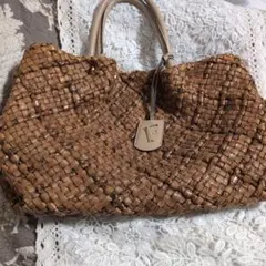 美品✨】FURLA ラフィアトートバッグ イエロー ブラウン - メルカリ