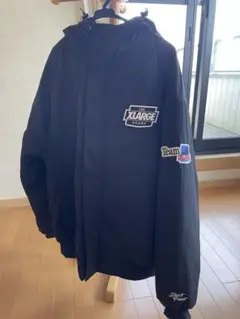 XLARGE ブラック ダウンジャケット フード付き