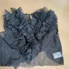 フリル付きグレー ノースリーブ