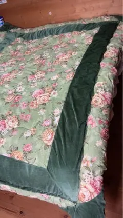 洋風花柄隅丸こたつ布団/掛け単品/厚掛け 布団掛け　205x230cmのサムネイル