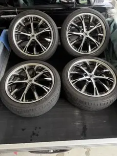 Goodyear 16インチホイールセット5穴 タイヤは 215/65R16 - メルカリ