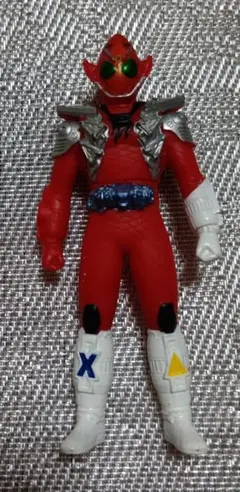 仮面ライダー フィギュア 赤