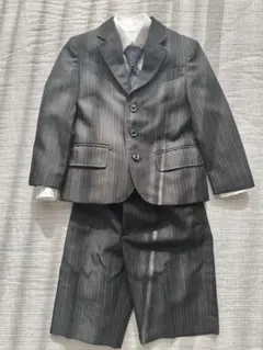 フォーマル4点セットV.O.W. グレー ストライプ スーツ 100cm