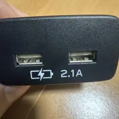 スバル 純正 USB電源ソケットのサムネイル