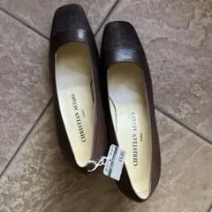 タグ付きパンプスのサムネイル