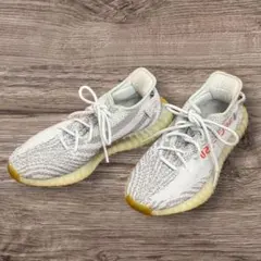 49R2 アディダス YEEZY BOOST 350 V2 イージーブースト