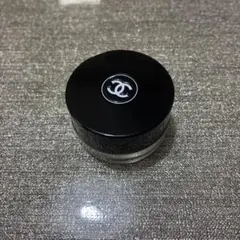 CHANEL イリュージョンドンブル 81 アイシャドウ アイカラーのサムネイル