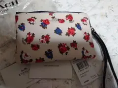 COACH 花柄リストレットケース F57596