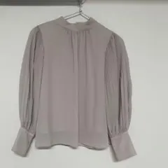 プリーツスリーブブラウス　ナチュラルビューティーベーシック