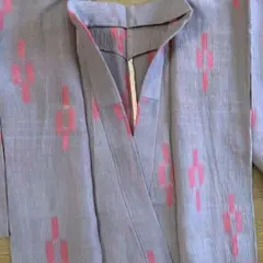 薄い小豆色　赤色模様　着物　薄手　固め　可愛い　華やか　品あり　ざらざらリメイク