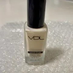 VDL カバーステインパーフェクティングファンデーション A01のサムネイル