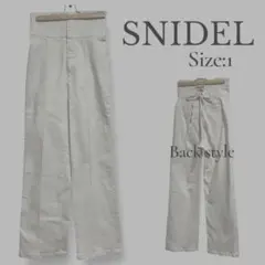 【新品未使用】SNIDEL ハイウエスト レースアップデニム オフホワイト　M