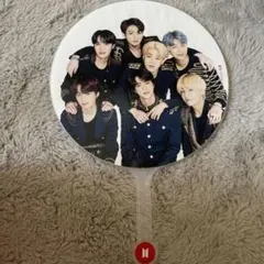 BTS SPEAK YOURSELF Vうちわ - メルカリ