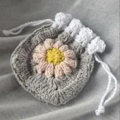 ハンドメイド　花　巾着　モチーフ　ポーチ