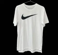 F132)NIKE Tシャツのサムネイル