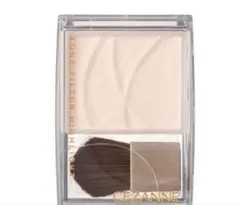 セザンヌ　(ベージュ)