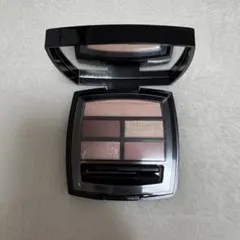 CHANEL LES BEIGES アイシャドウパレット