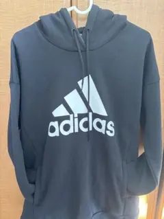 アディダス　パーカー　レディースＬ