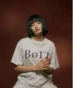 2026年最新】blackeyepatch bottの人気アイテム - メルカリ