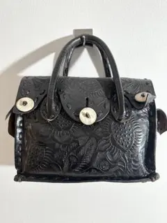 Carving tribesブラックレザー ハンドバッグ