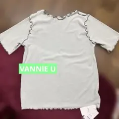 VANNlE U（ヴァニーユー）2WAYトップス　半袖のサムネイル