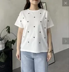 prose verse プロズヴェール フラワー刺繍Tシャツ 半袖 白 Mのサムネイル