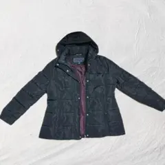 TOMMY HILFIGERブラック ダウンジャケット フード付き