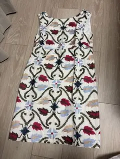 ⭐︎最終価格⭐︎ グレースコンチネンタル　刺繍　ワンピースのサムネイル