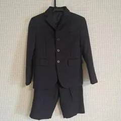 黒のフォーマルスーツ（ショートパンツ付き）120cm