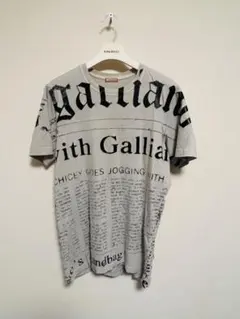 2026年最新】JOHN GALLIANO メンズ Tシャツの人気アイテム - メルカリ