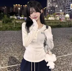 ムーアムーア ヘンリーネックステッチ長袖Tシャツ［7色］のサムネイル