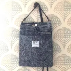 Item thumbnail for item 3493db74-fd16-4395-a2af-a65a287d5cfb