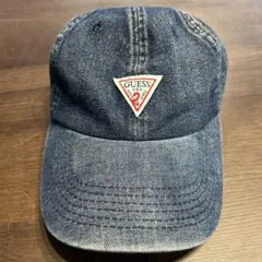 GUESS デニムキャップ ロゴ入り