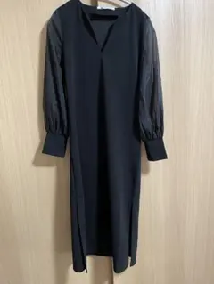 ブラック シースルーワンピース Vネック
