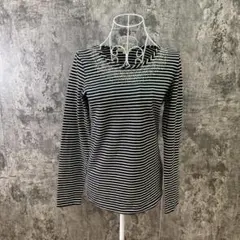 ✨HUSHUSH✨ハッシュアッシュ♡ボーダー柄ビジュー付きセーター♡白・黒(3)のサムネイル