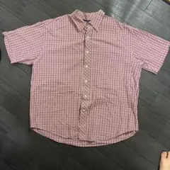 赤と白のチェック柄 半袖シャツ