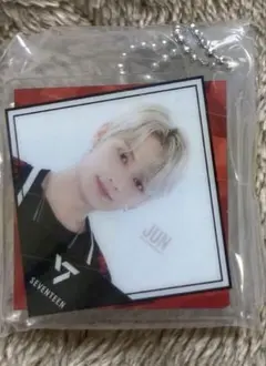 SVTアクリルチャームvol.2 SEVENTEEN ジュン　ガチャガチャ