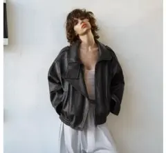 ZARA フェイクレザージャケット